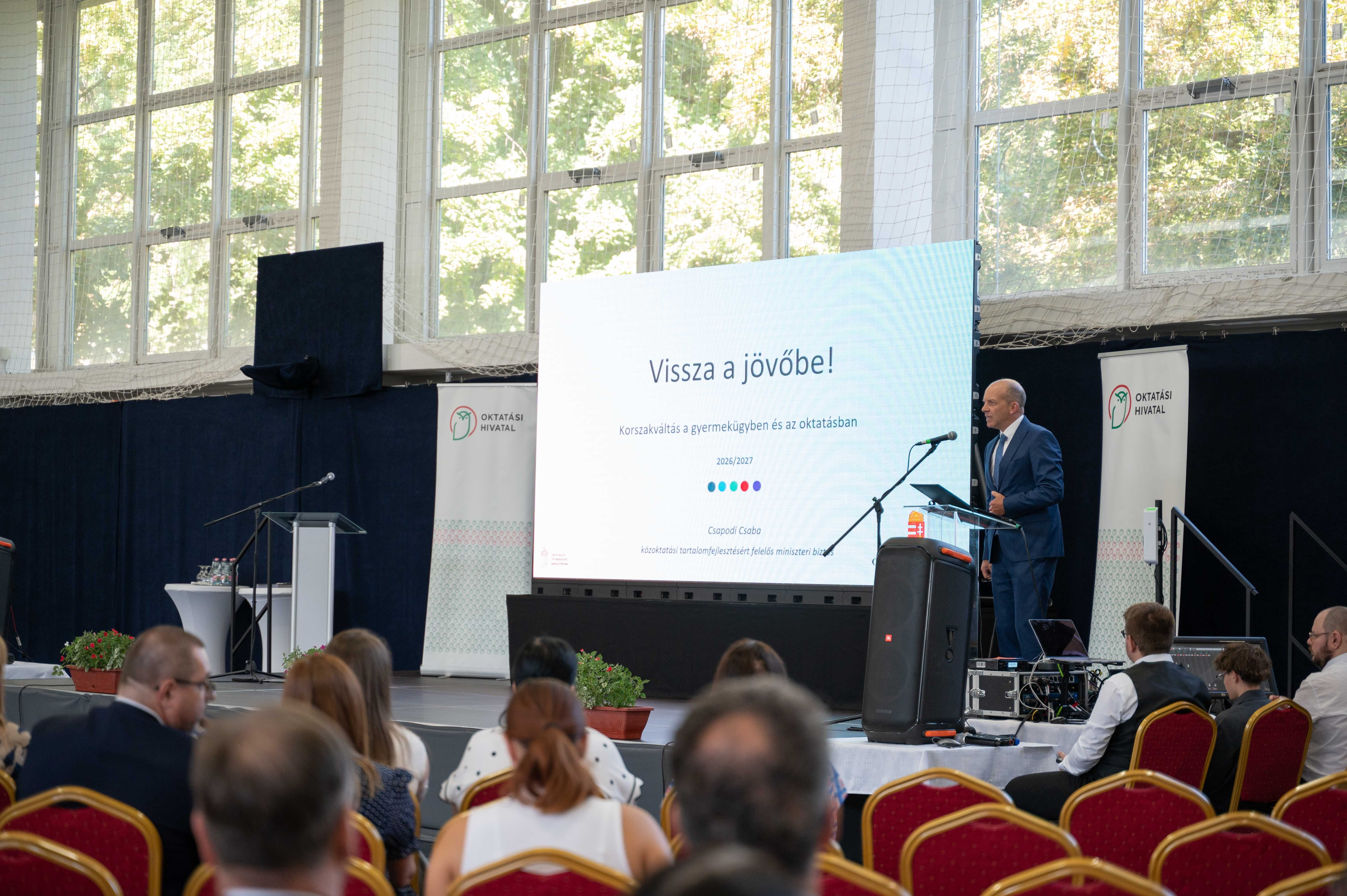 Az Oktatási Hivatal Hajdú-Bihar vármegyei Országos Szakmai Tanévnyitó Konferenciája