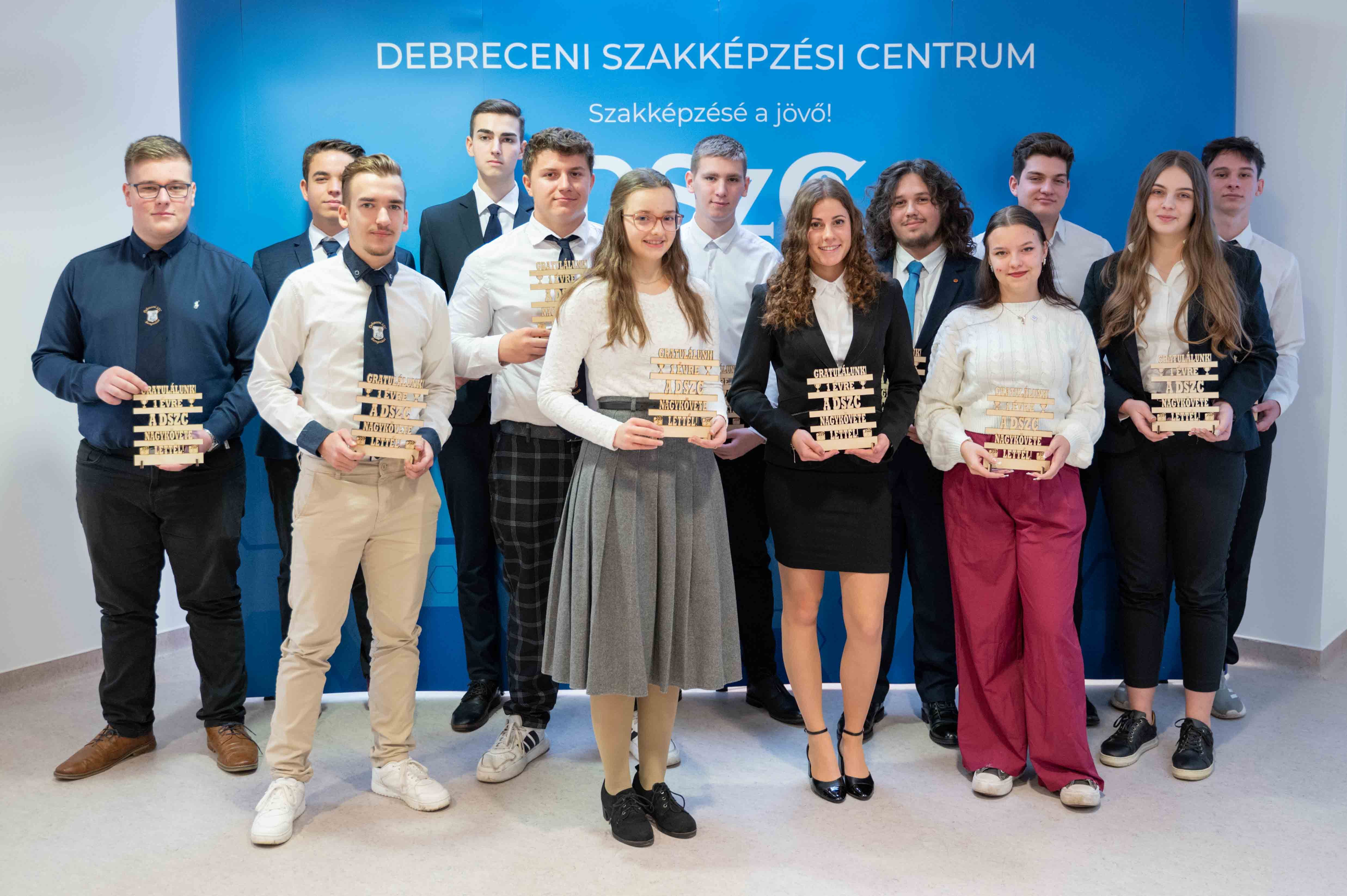 Bemutatkoztak a DSZC nagykövetei