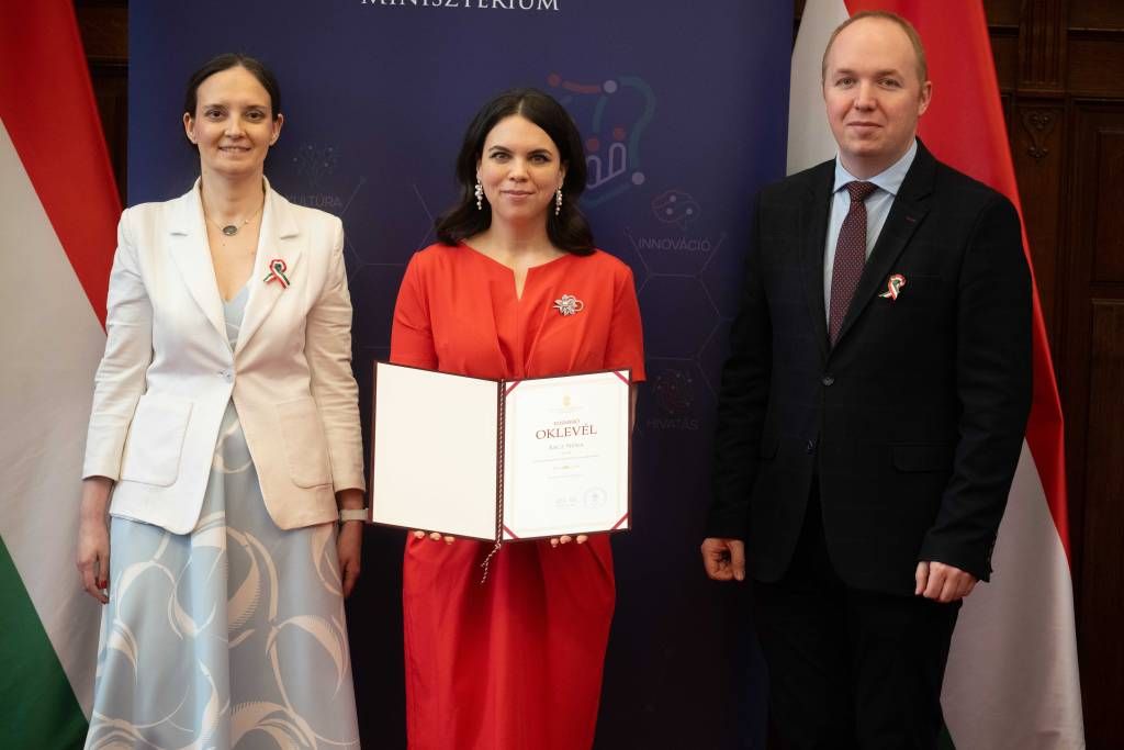Kiemelkedő szakmai tevékenységét ismerték el