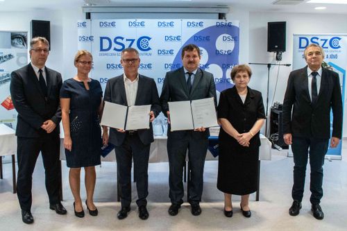Együttműködési megállapodást kötött a Debreceni Szakképzési Centrum és az SMC Hungary Kft. 