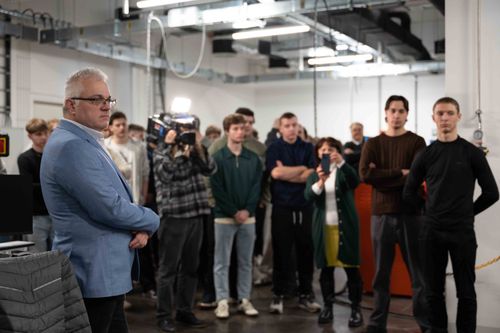 Kézzelfogható jövő