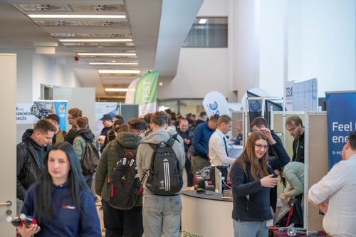 Több mint 20 kiállító, valós karrierlehetőségek és iránymutatás a jövőhöz